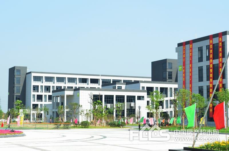 期盼已久 浙江传媒学院桐乡校区今天开学啦