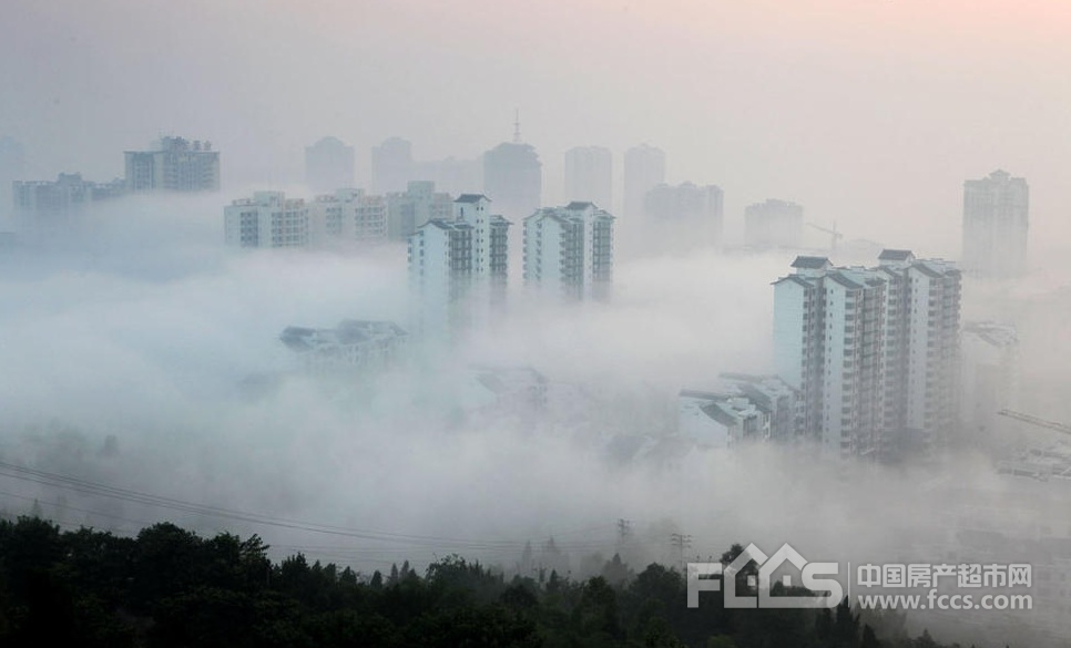 雾霾严重的城市。