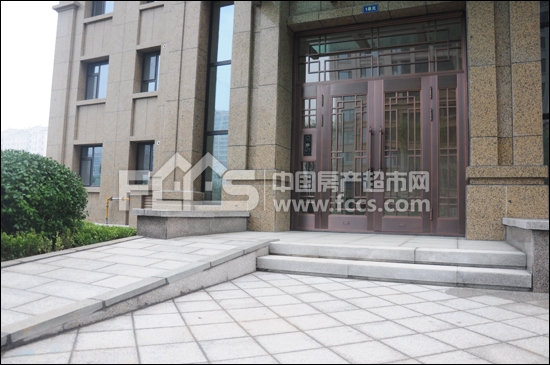 为了做淄博的"汤臣一品" 这家房企狂拔调性