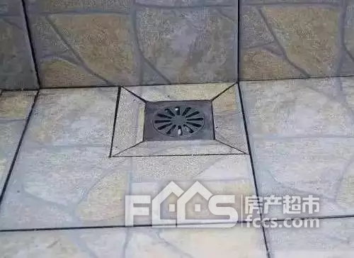 卫生间地漏处瓷砖怎么贴？